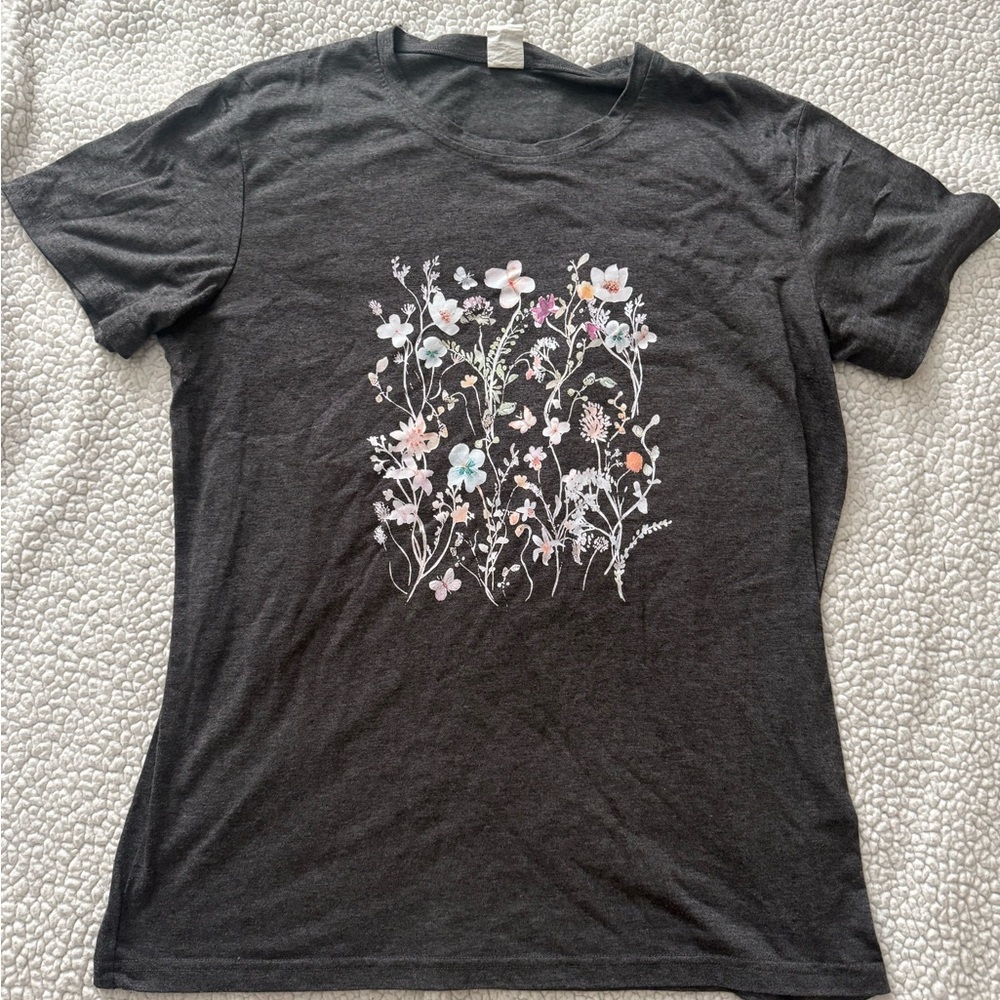 Amazon Women's Short Sleeve Tee - Black with Floral Design